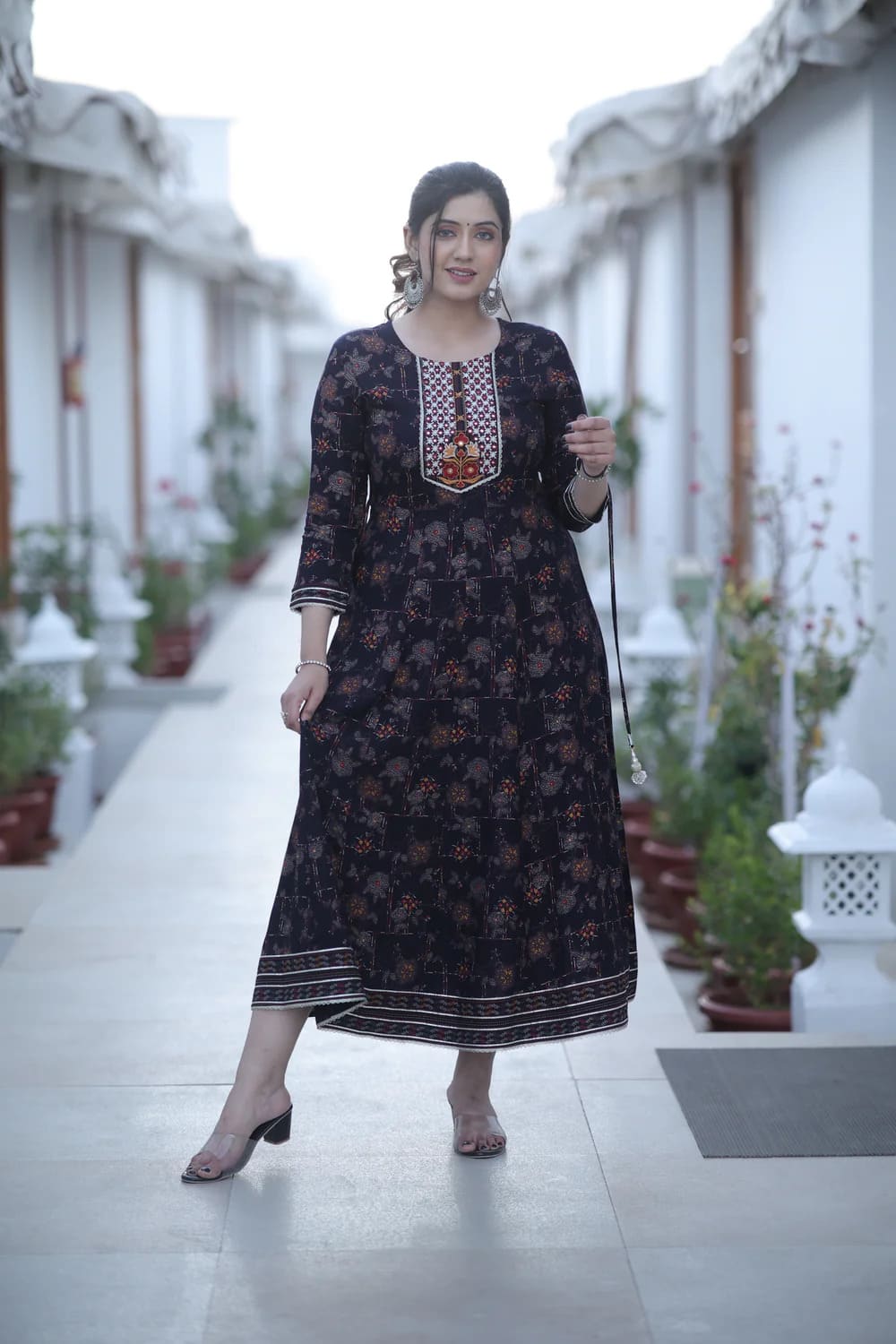  Shop the Best Ethnic Wear Online in India with RadheyCollections