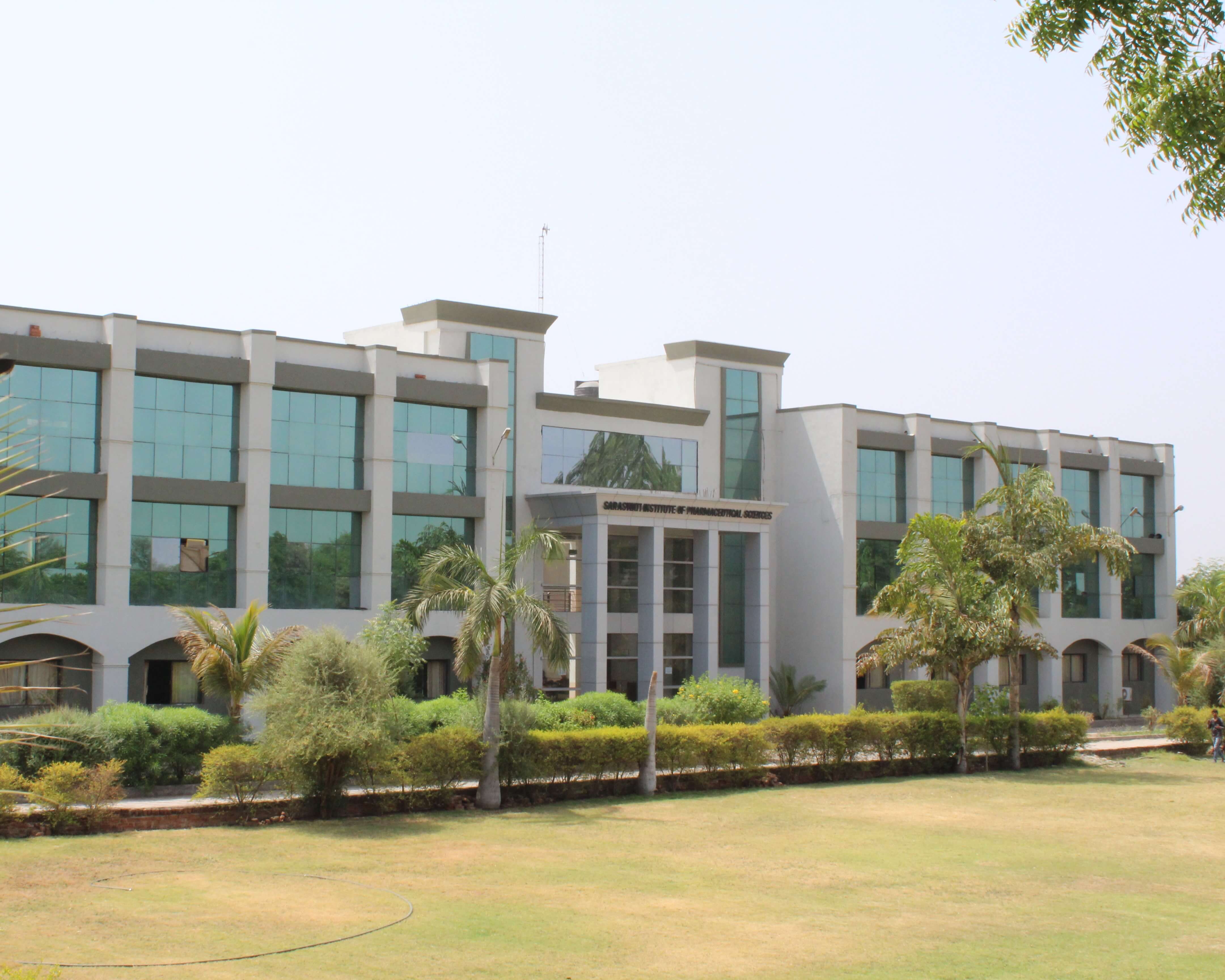  Best Pharmacy College in Gujarat at low Admission Fees