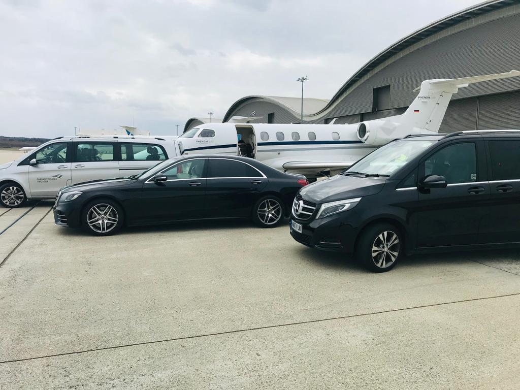  Luxury Airport Transfers London - Airport Chauffeur Service