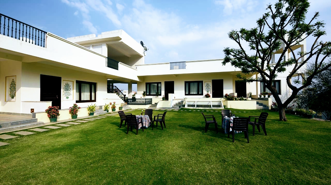  "Devraj Villa: Your Gateway to the Best Home Stay in Udaipur!